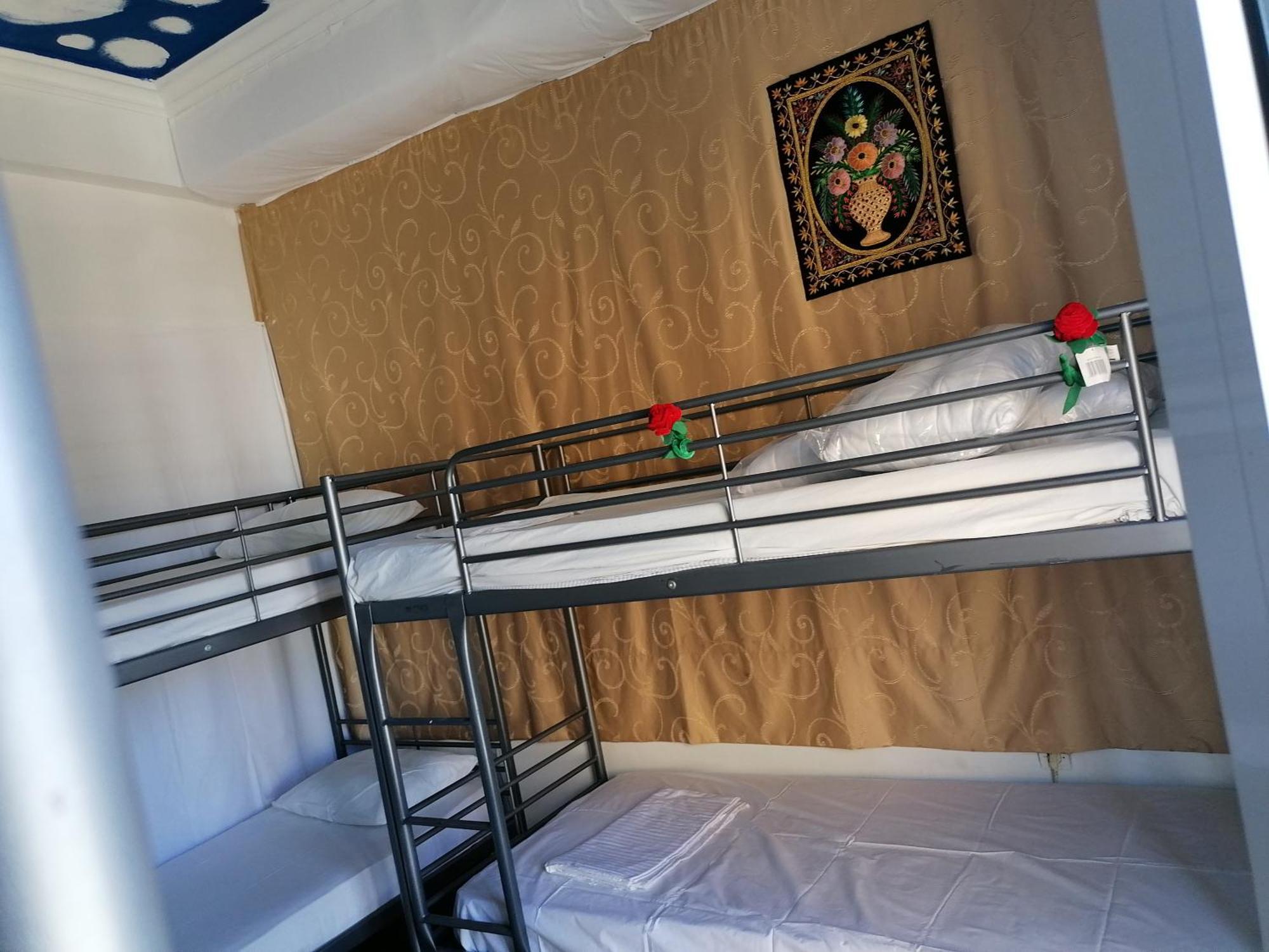 Thissio Room In The Apartmen Share アテネ エクステリア 写真